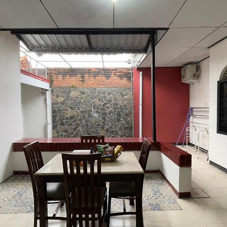 Posnya Seni Godod Art Gallery&Homestay Yogyakarta Dış mekan fotoğraf