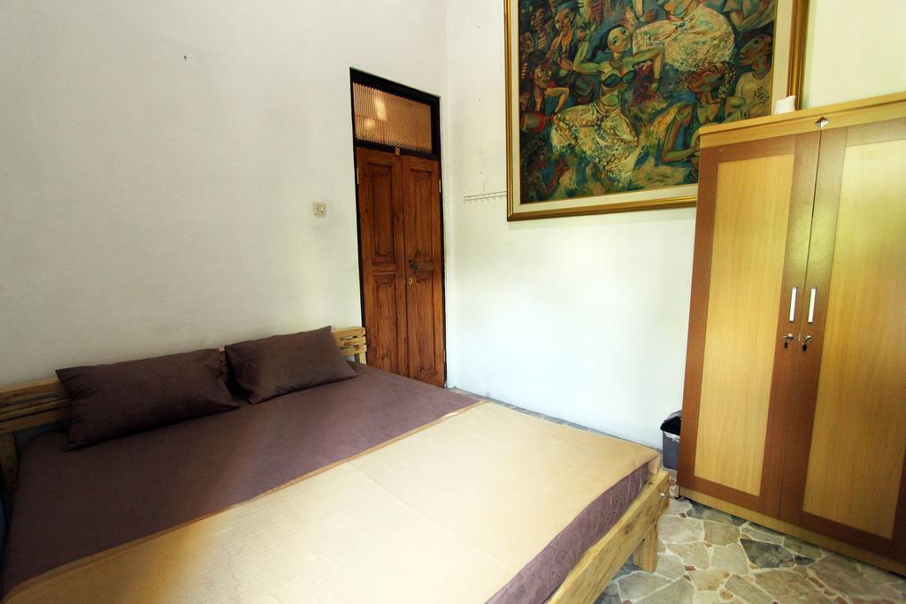 Posnya Seni Godod Art Gallery&Homestay Yogyakarta Dış mekan fotoğraf